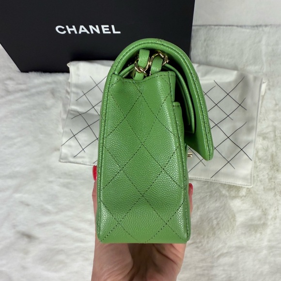 Chanel Green Caviar Small Classic Flap with Gold Hardware  Brand New - Picture 4 of 14